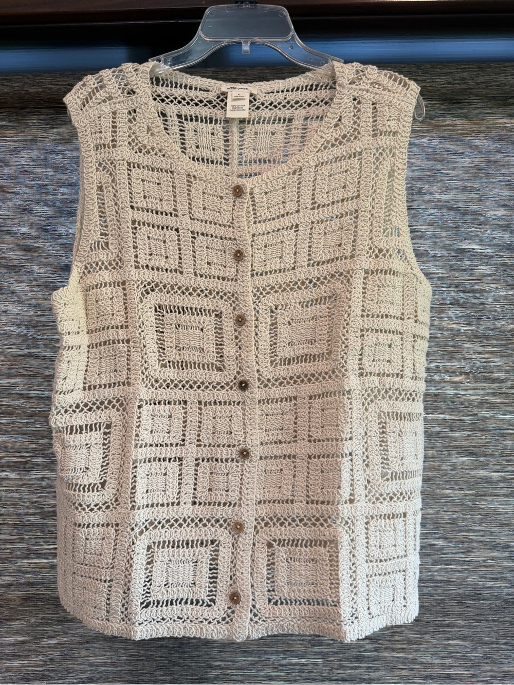 Ultra Pink Cream Crochet Button-Front Tunic